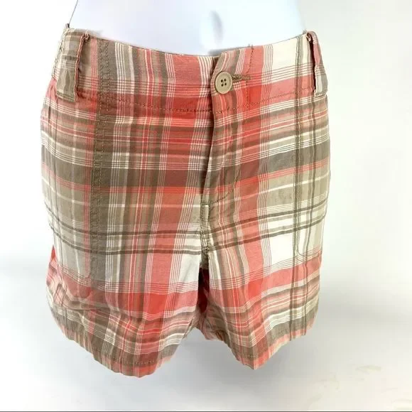 St John’s Bay plaid shorts coral tan wht 6 petite - Picture 3 of 11